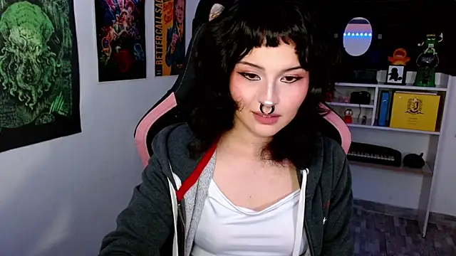Snapshot of neena_nyx_ chatting on 10, 7, 2026 neena nyx online show from 10, 7, 2026
