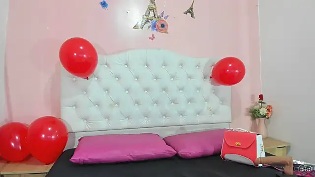 elianacollins23 online show from 14, 2, 2026