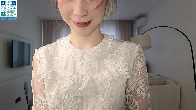 delorathecookiee online show from 17, 3, 2026