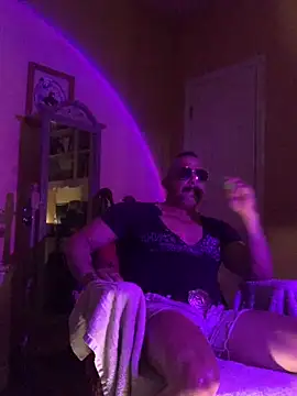 Snapshot of daddydonkey84 chatting on 24, 4, 2026 daddydonkey84 online show from 24, 4, 2026