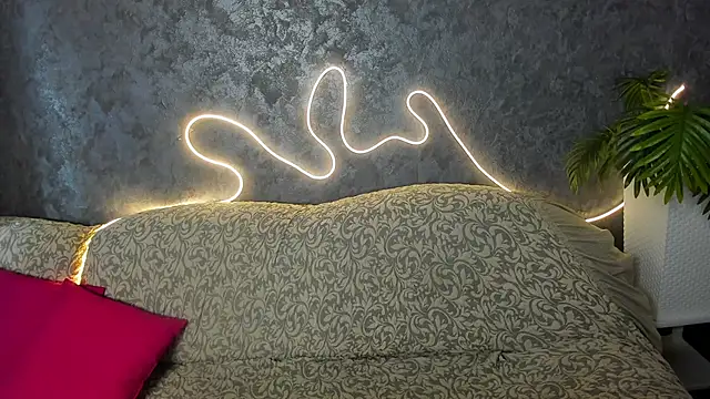 Dream Olivia online show from 31, 3, 2026