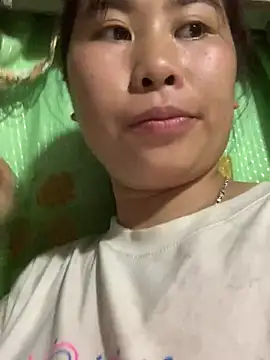 Snapshot of patry33 chatting on 27, 5, 2026 patry33 online show from 27, 5, 2026