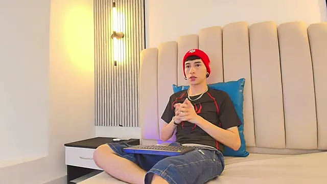 lian cameron online show from 17, 3, 2026