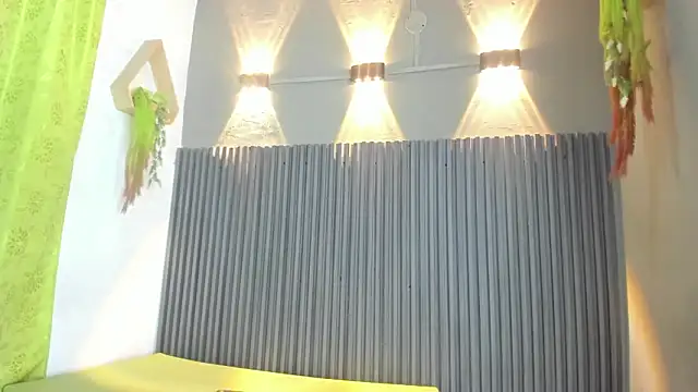 lian cameron online show from 6, 3, 2026