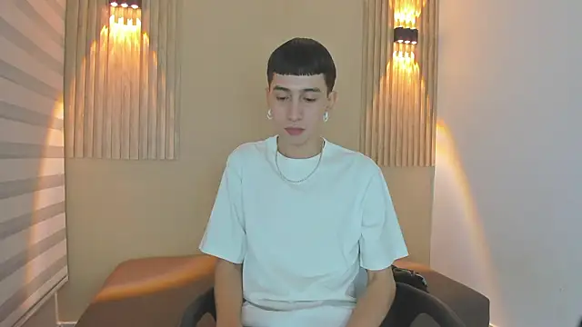 lian cameron online show from 13, 2, 2026