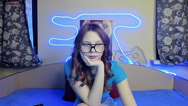 EmberVexen online show from 5, 2, 2026