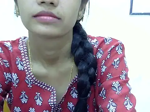 Snapshot of Kulsum_S chatting on 6, 5, 2026 Kulsum S online show from 6, 5, 2026