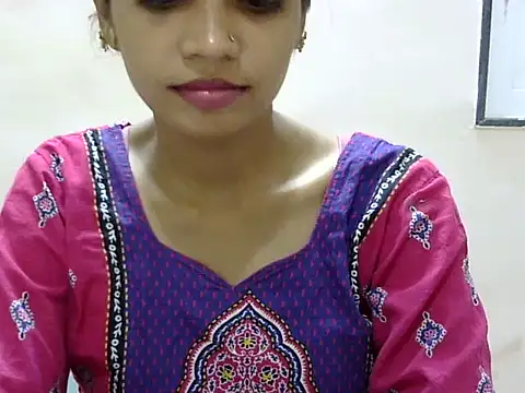 Snapshot of Kulsum_S chatting on 18, 6, 2026 Kulsum S online show from 18, 6, 2026