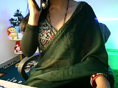 Snapshot of oo_yes_bhabhi chatting on 5, 6, 2026 oo yes bhabhi online show from 5, 6, 2026