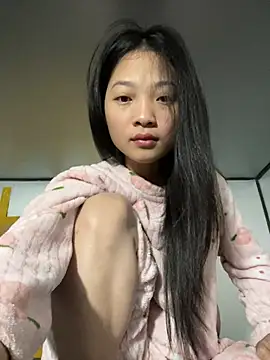 Lyn-be99 online show from 12, 3, 2026