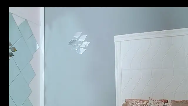 Emma-Bliss online show from 5, 3, 2026