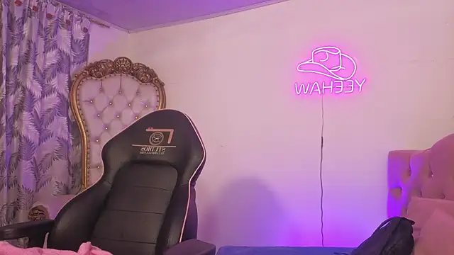 SABRIINA TAY online show from 21, 4, 2026