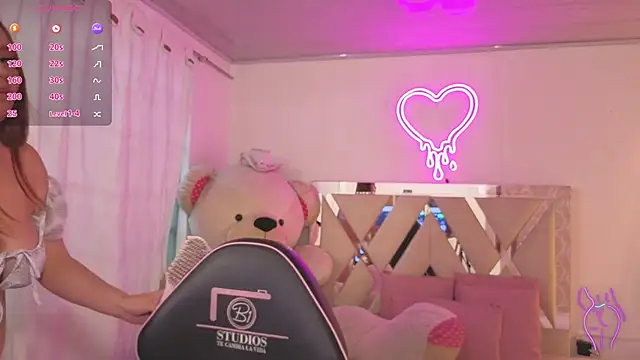 SABRIINA TAY online show from 2, 3, 2026