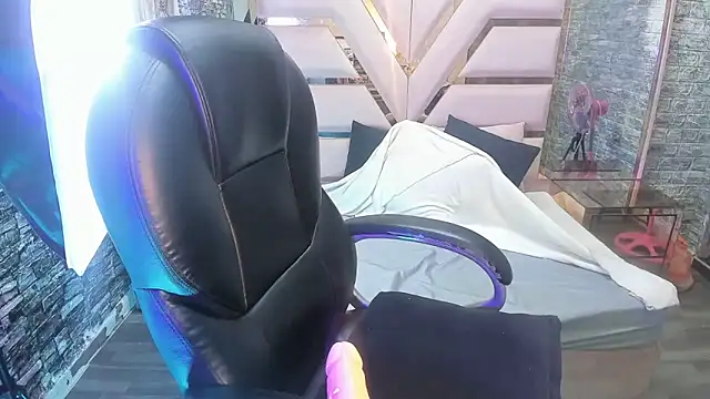 Shara Oz online show from 2, 3, 2026