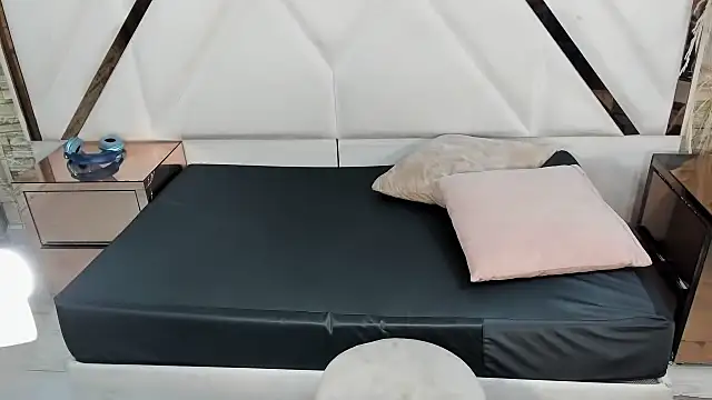 Shara Oz online show from 24, 2, 2026