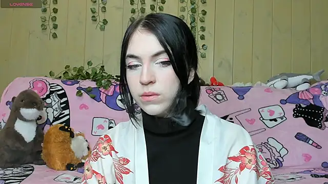 reze daisies online show from 22, 4, 2026