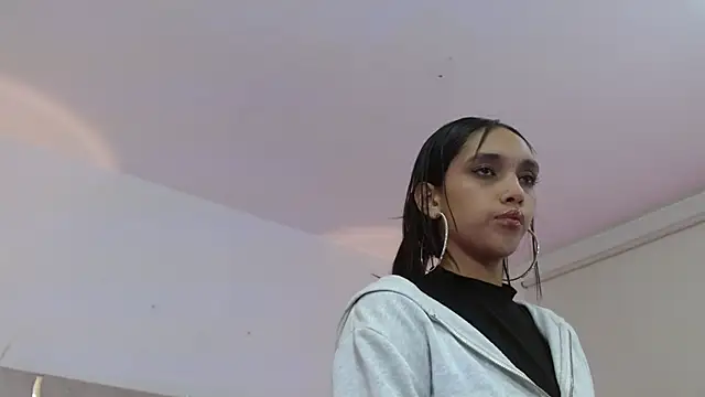 TINY TAY online show from 15, 2, 2026