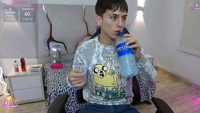 EVAN TAY online show from 25, 2, 2026