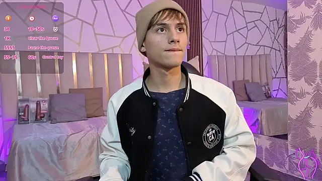 EVAN TAY online show from 22, 4, 2026