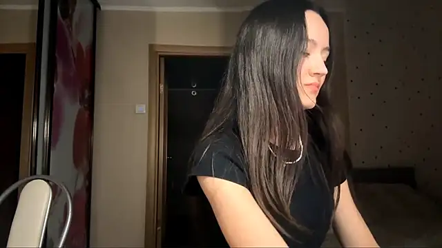 Kiaicatie online show from 4, 2, 2026