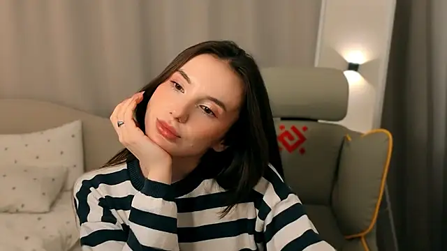 ssandralovin online show from 13, 2, 2026