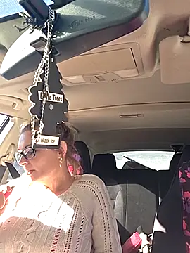 BeautifulFire23 online show from 10, 2, 2026