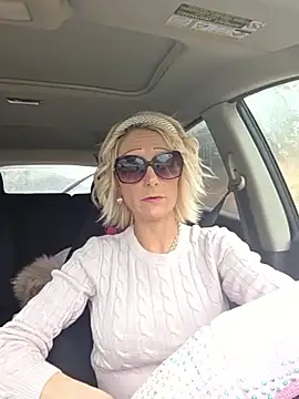 BeautifulFire23 online show from 9, 3, 2026