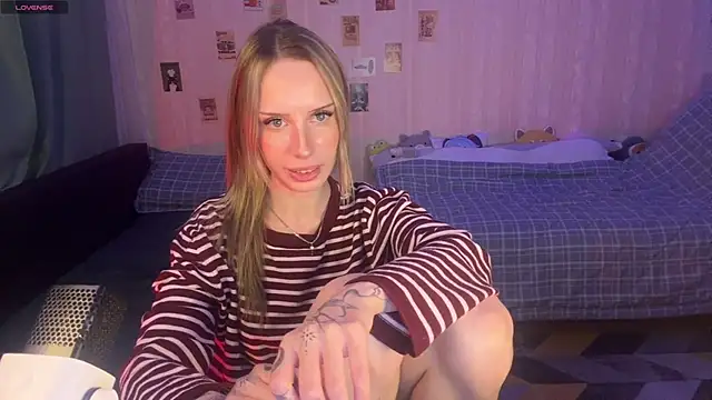 DellaCampbell online show from 29, 4, 2026