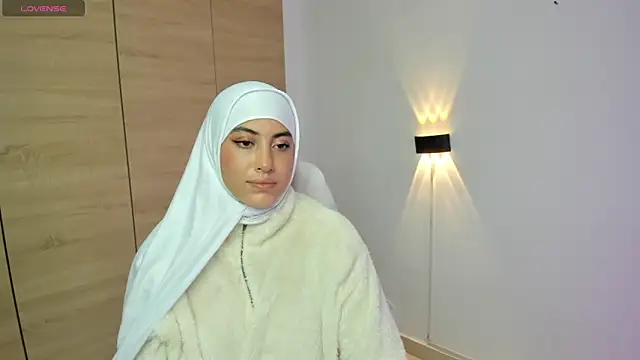 LAY LA  online show from 16, 4, 2026