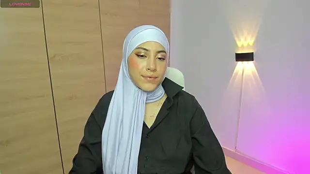 LAY LA  online show from 13, 3, 2026