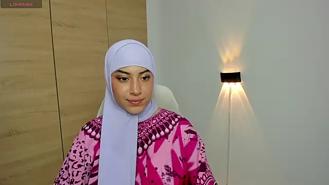 LAY LA  online show from 23, 7, 2026