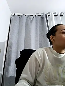 Dulcineaa 22 online show from 7, 3, 2026