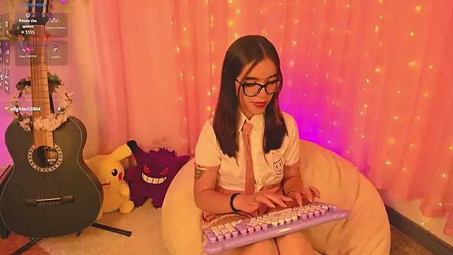 MaJo Prettty online show from 13, 4, 2026