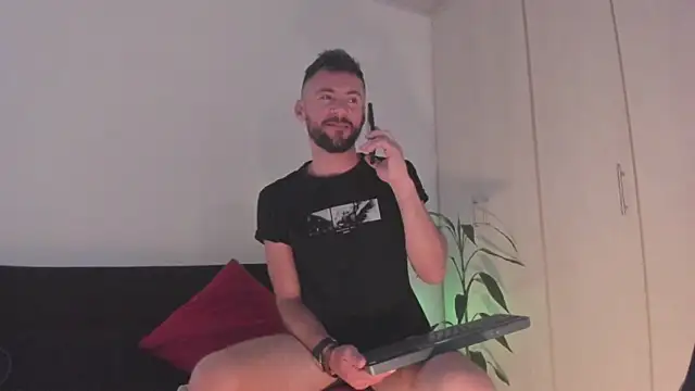 Erickpritz xh online show from 5, 4, 2026
