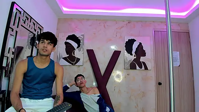 PRETTY COCK1 online show from 11, 2, 2026