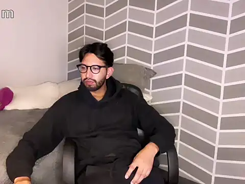 Snapshot of thomass1018 chatting on 13, 2, 2026 thomass1018 online show from 13, 2, 2026