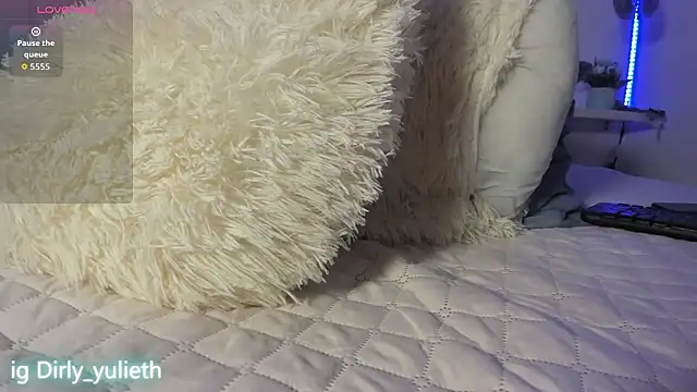 Alejandraa Ruiz10 online show from 20, 3, 2026