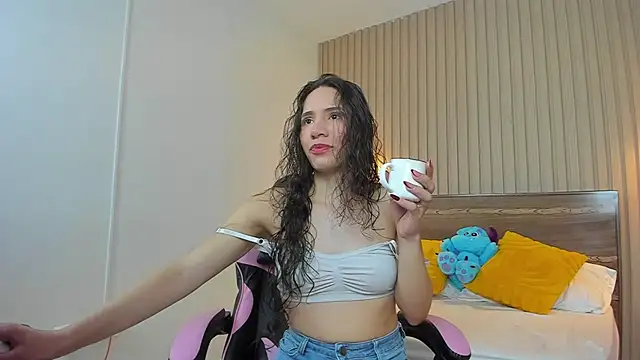 Snapshot of valeryn__rosse chatting on 21, 7, 2026 valeryn rosse online show from 21, 7, 2026