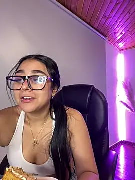 Violetta pinkk1 online show from 6, 3, 2026