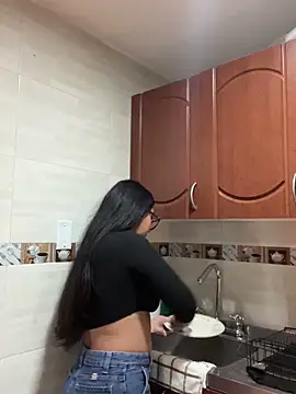 Violetta pinkk1 online show from 14, 2, 2026