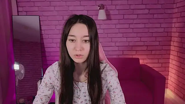 Nicole Brownie online show from 17, 2, 2026