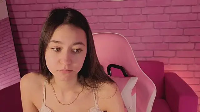 Nicole Brownie online show from 5, 2, 2026