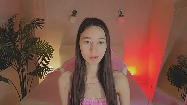 Nicole Brownie online show from 4, 6, 2026
