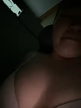 Puka2001 online show from 15, 4, 2026