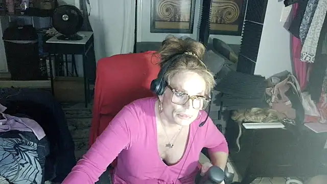 Snapshot of starandsky chatting on 19, 5, 2026 starandsky online show from 19, 5, 2026