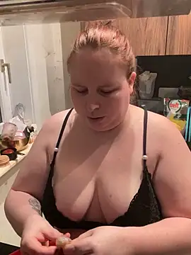 Sarahtjeuh  online show from 9, 4, 2026