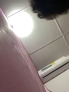 vanilla Kush online show from 13, 3, 2026