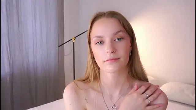 HellenSpelly online show from 1, 2, 2026