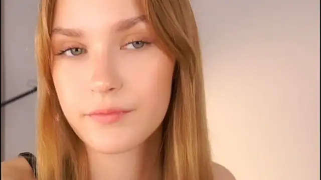 HellenSpelly online show from 6, 3, 2026