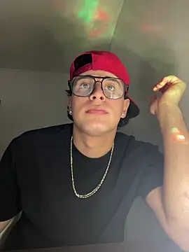 Maximuz1920 online show from 17, 3, 2026